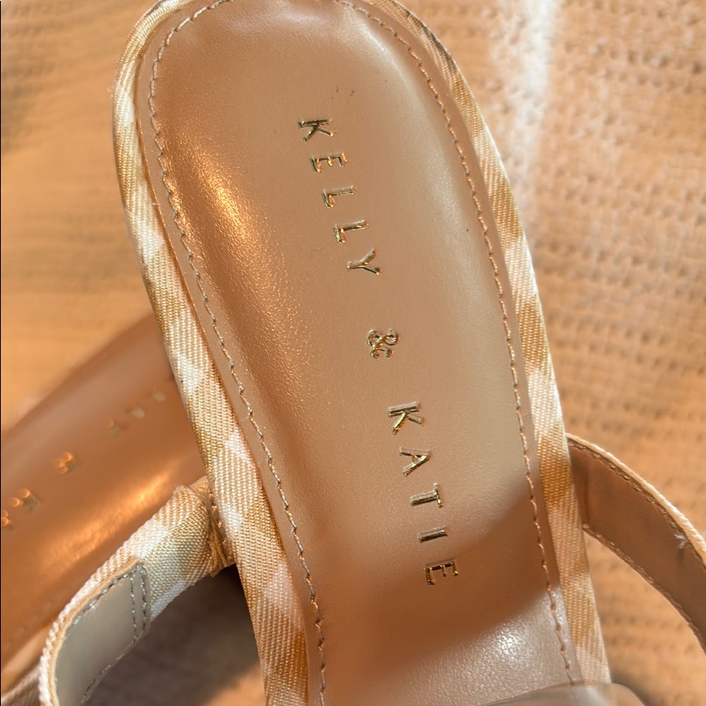 Kelly & Katie Tan Mules with Double Strap Design - Picture 2 of 5